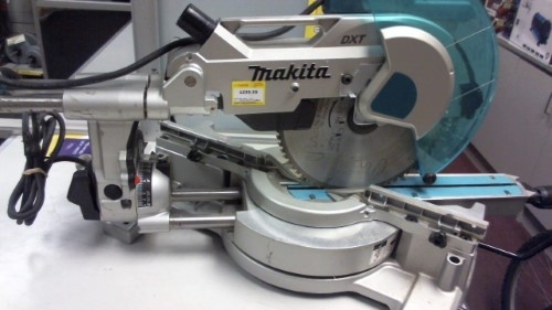 máy cắt nhôm trượt Makita LS1216 (305mm) 